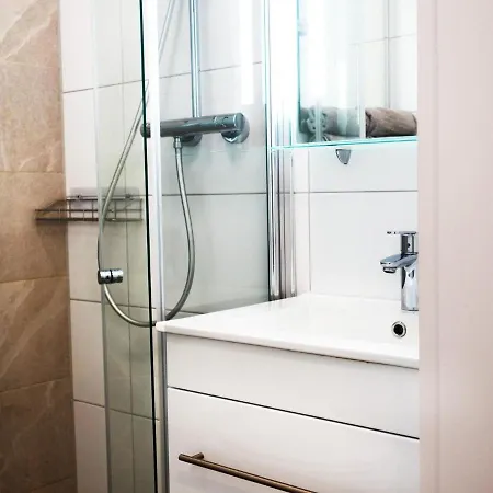 شقة Lovely Apartment In Duesseldorf With Balcony